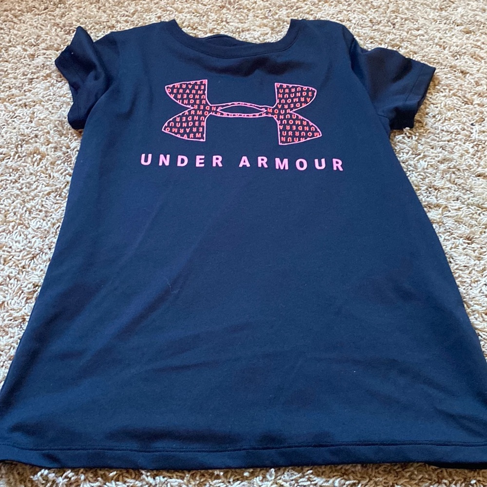 Under armor shirt